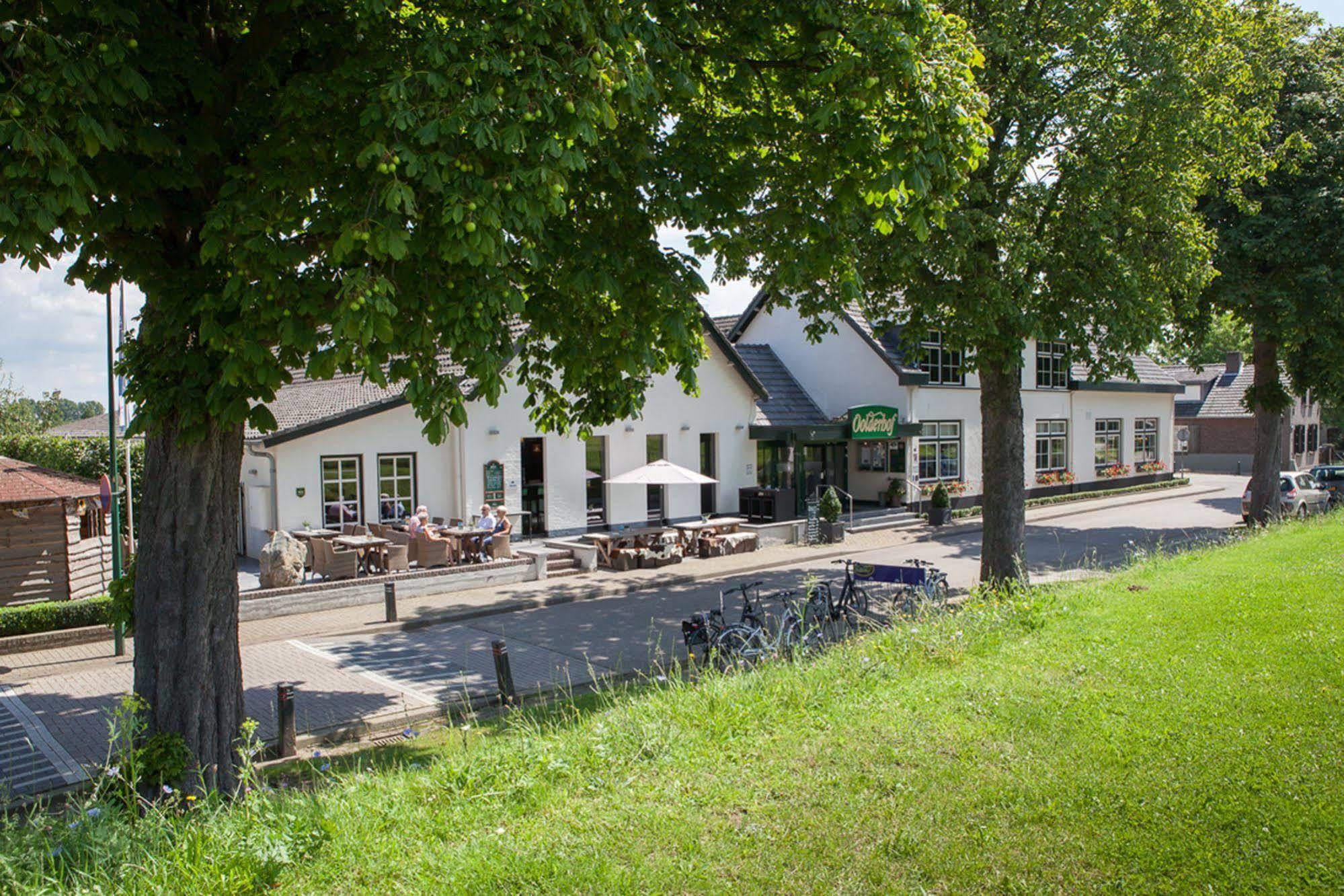 Restaurant Oolderhof Bv Hotel Roermond Exterior photo
